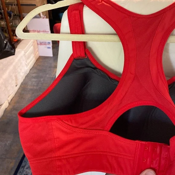 NWOT Red Racerback adjustable wireless Sports Bra - Picture 12 of 13